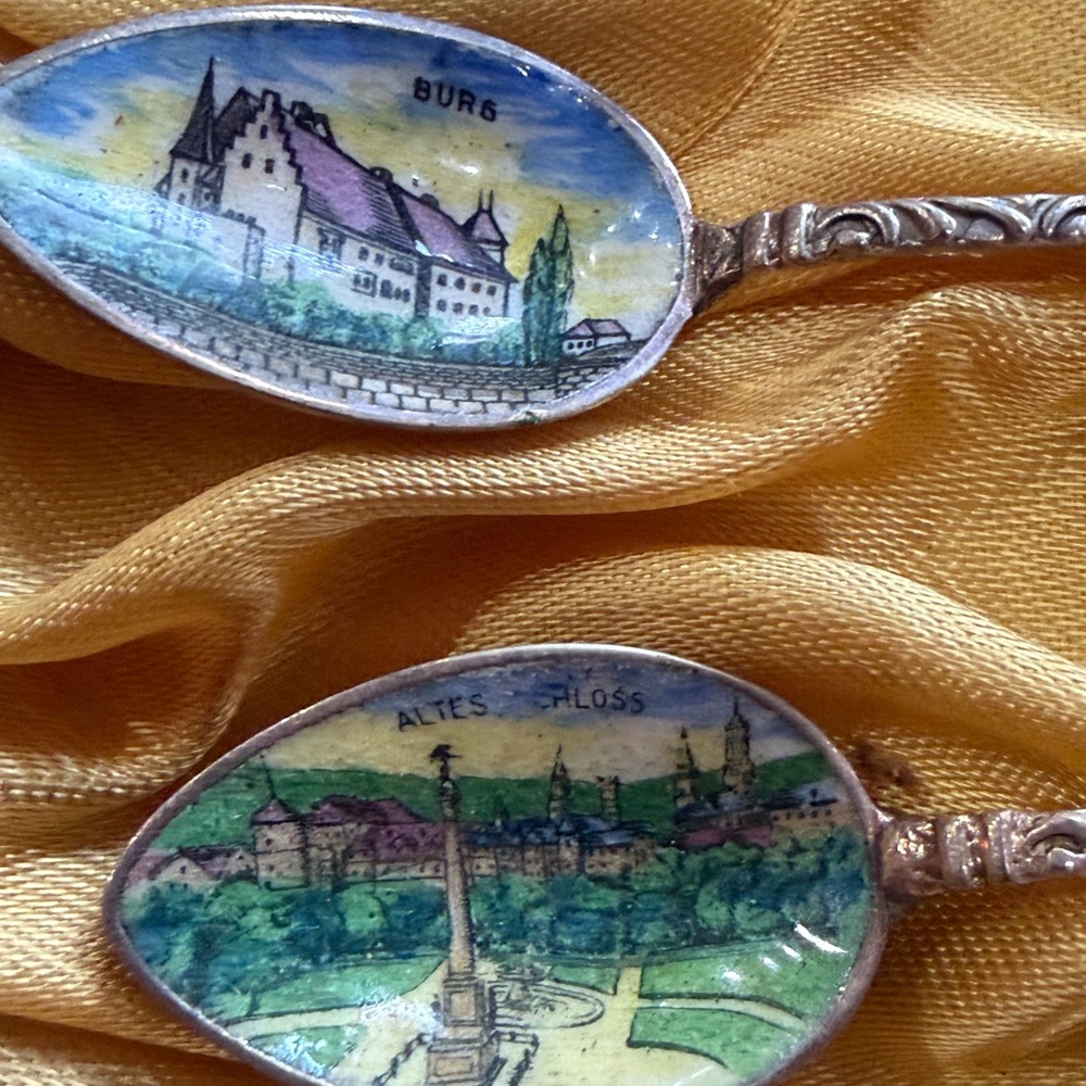 Vintage German Souvenir Spoons Set - Picture 9 of 13